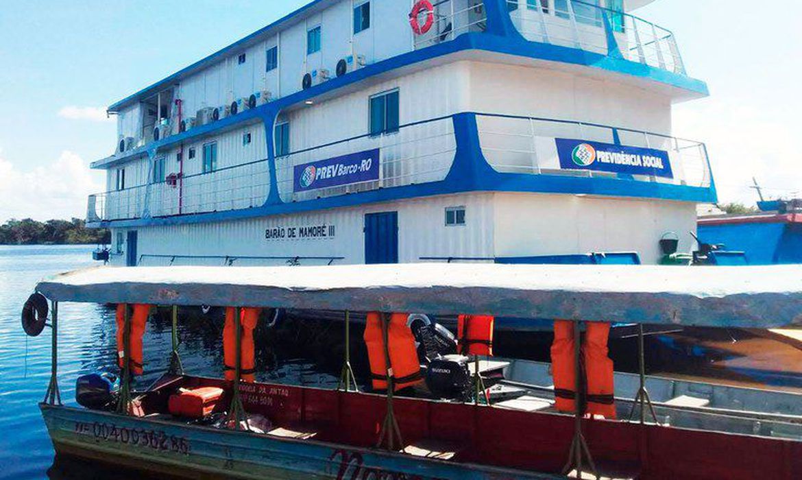 Jornal Ver 7 Barcos do INSS retomam missoes no Amazonas Divulgacao governo federal