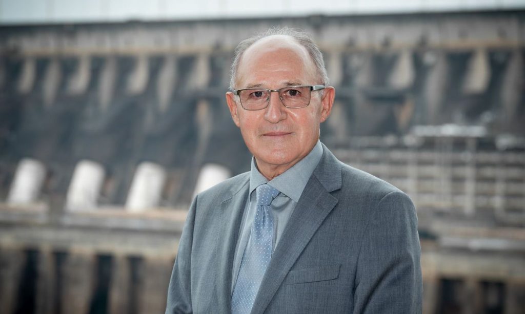 Jornal Ver7 Novo diretor geral de Itaipu toma posse em Foz do Iguacu