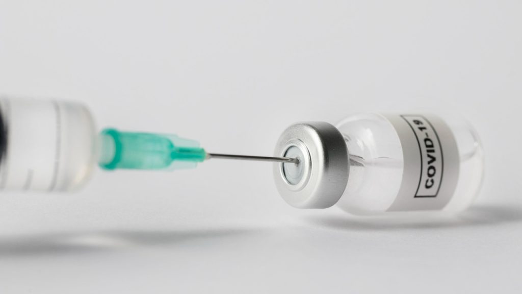 Jornal Ver7 Rio de Janeiro comeca a aplicar vacina da Pfizer contra covid 19
