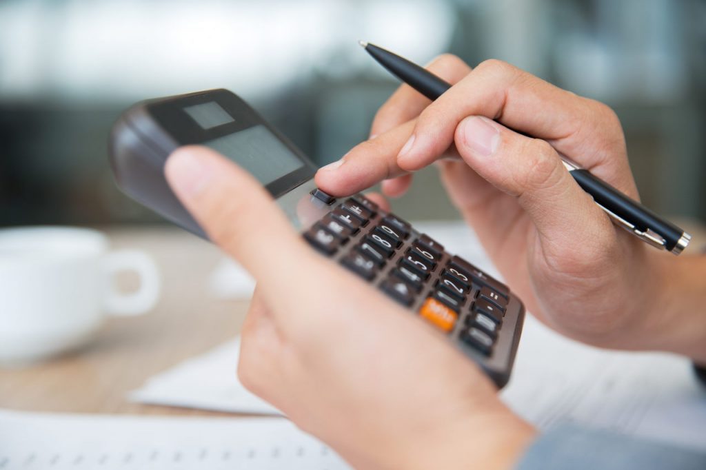 Jornal Ver 7 - Com emendas de relator, restos a pagar subirão 2,6% em 2022