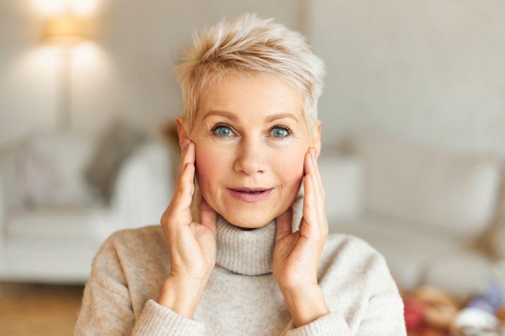 Renove seu olhar com a blefaroplastia