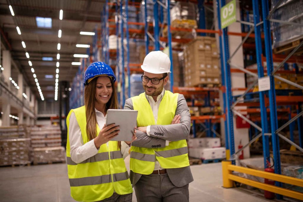 Jornal VER7 - Produção industrial registra menor índice desde 2017, diz CNI