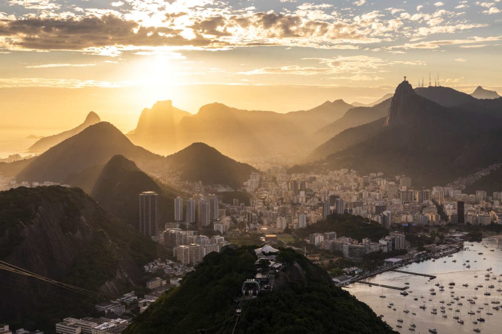Jornal VER7 - Construção de tirolesa no Pão de Açúcar seguirá orientações, diz Iphan