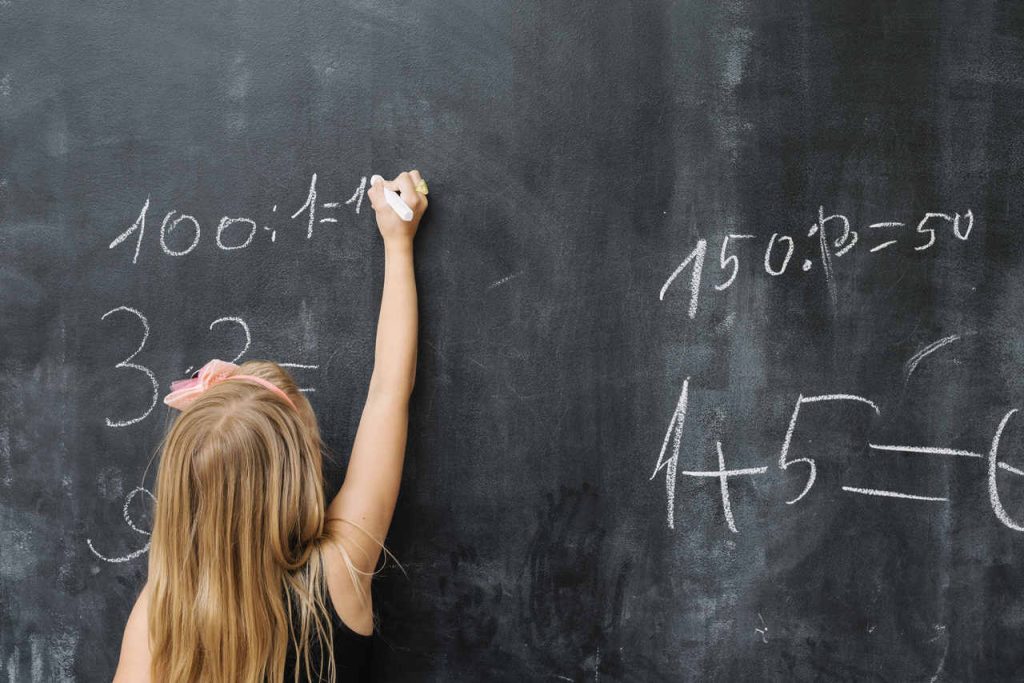 Jornal VER7 - Instituto de Matemática abre inscrições para Olimpíada Mirim