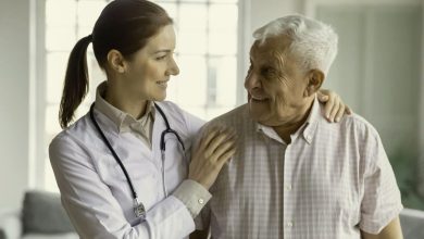 Hotelaria para idosos Goiânia - Estratégias para lidar com a progressão do Alzheimer