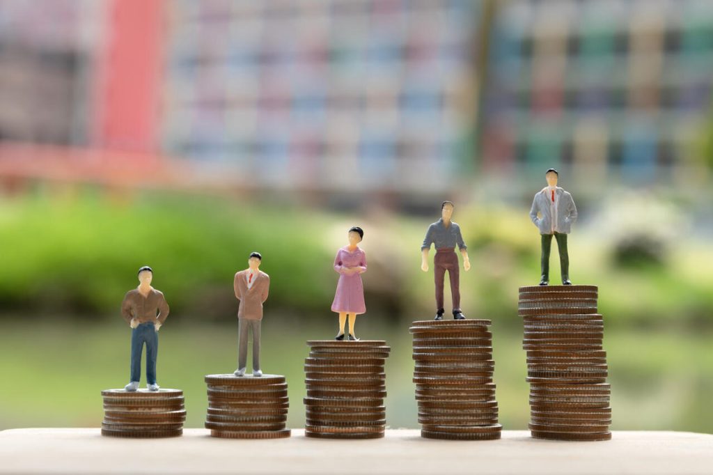 Jornal VER7 - Benefícios chegam a mais de mil pessoas na cidade de Goiás