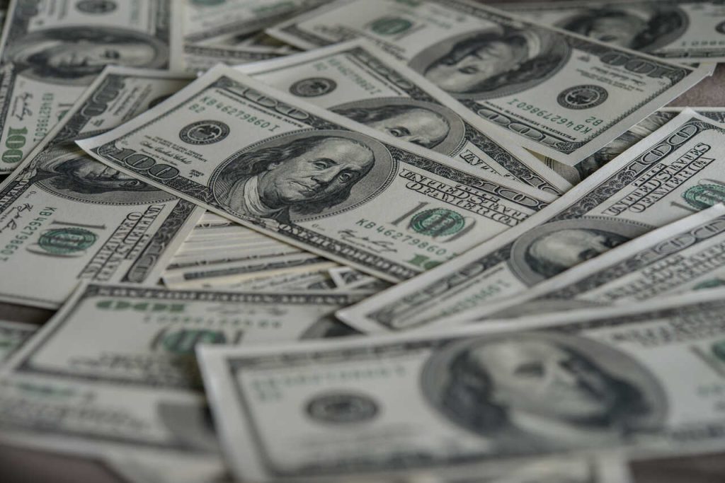 Jornal VER7 - Contas externas têm saldo negativo de US$ 843 milhões em junho