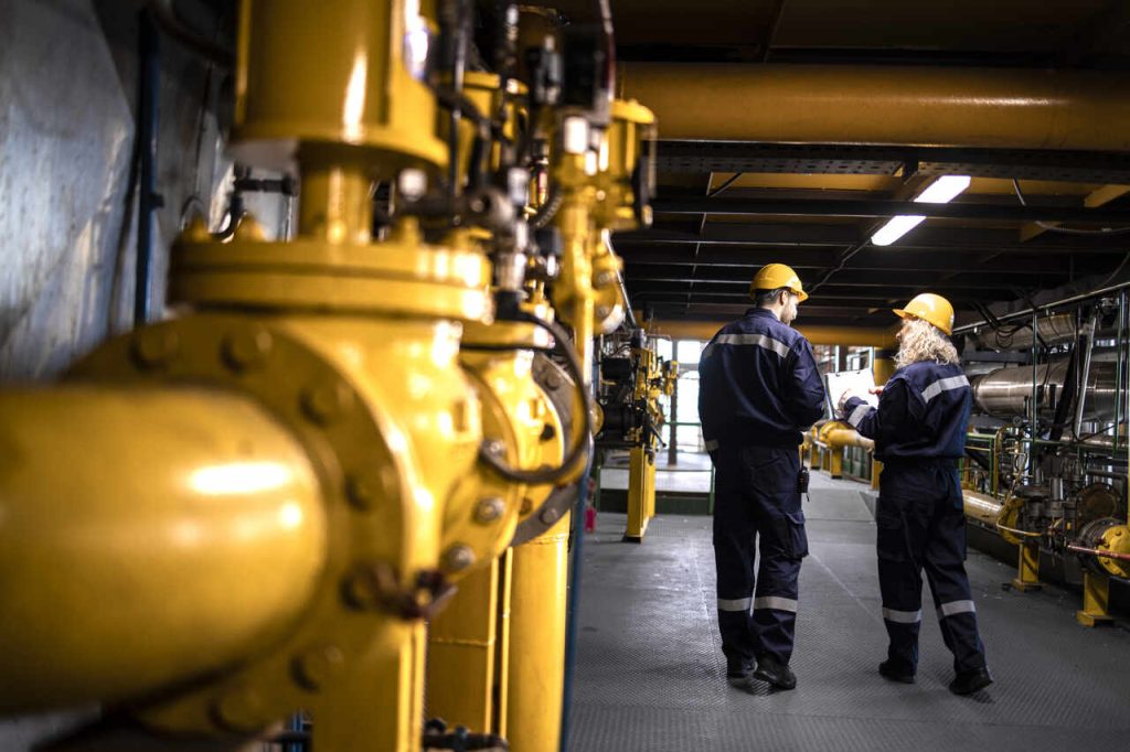 Jornal VER7 - Petrobras anuncia redução de 7,1% no preço do gás natural