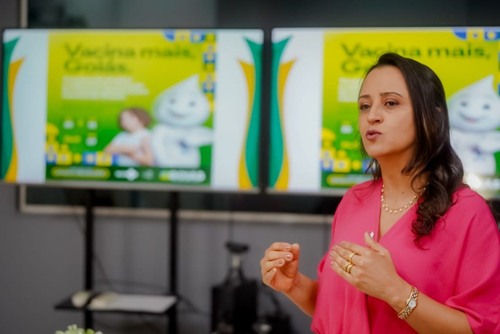 Fotos - Iron Braz - Superintendente de Vigilância em Saúde da SES-GO, Flúvia Amorim, divulga balanço da Campanha de Multivacinação, que imunizou mais de 84 mil crianças e adolescentes de até 15 anos