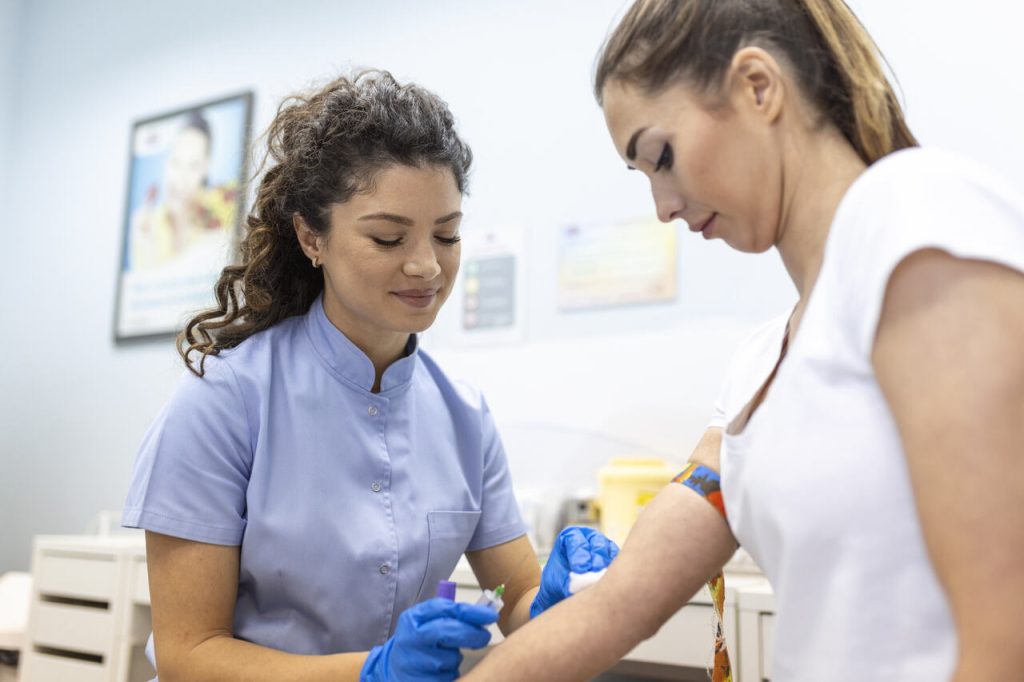Cirurgia Plástica Goiânia - Conheça os 5 exames que serão solicitados antes de realizar cirurgias plásticas