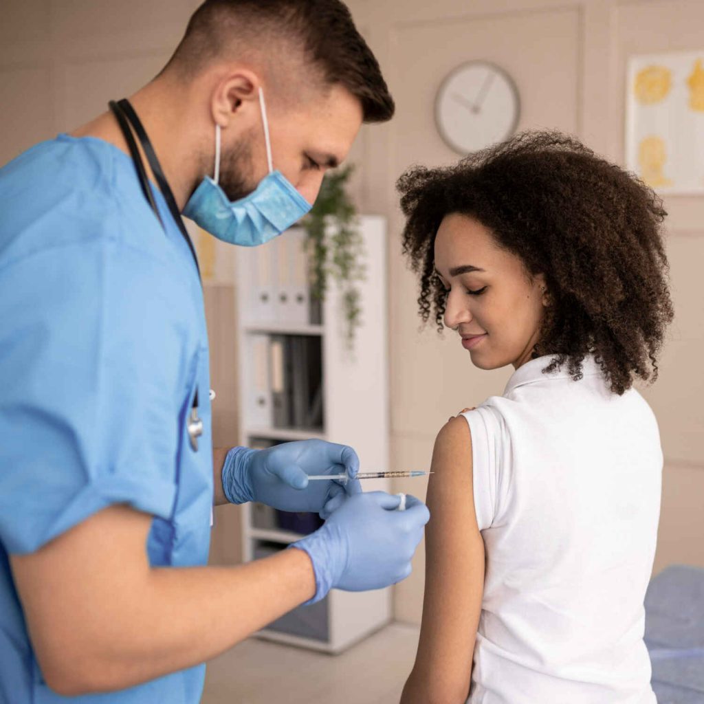 SES-GO esclarece requisitos para emissão do certificado internacional de vacinação