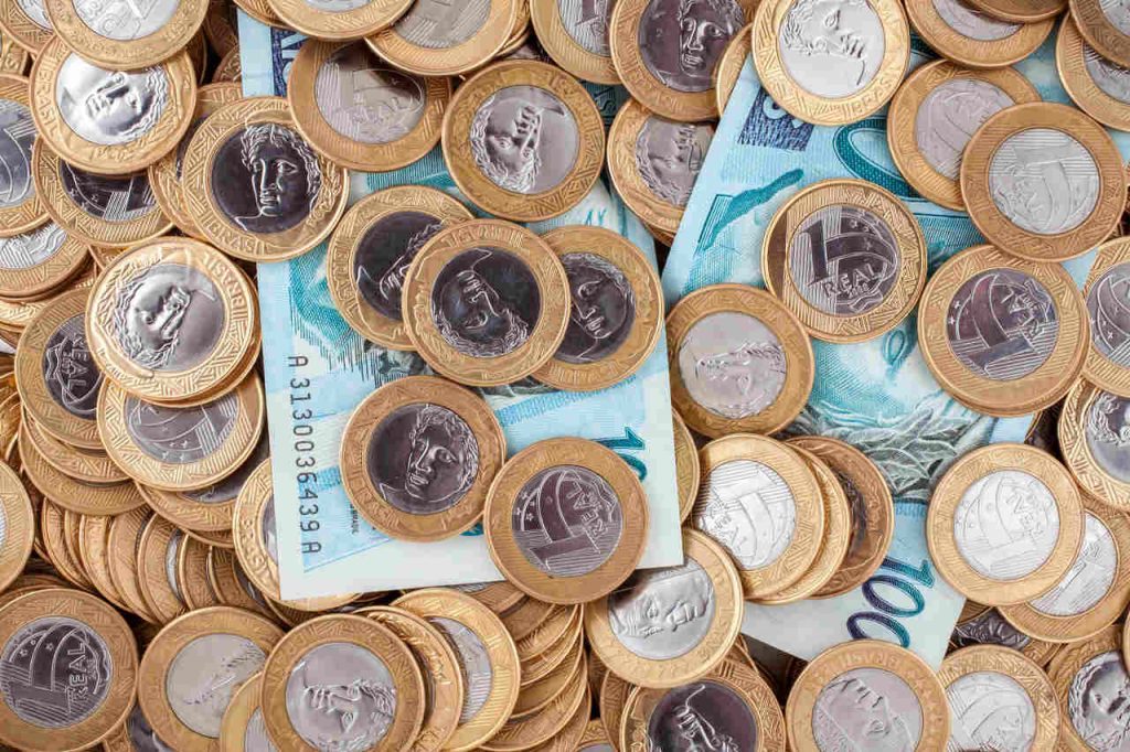 Banco Central revela que R$ 7,51 bilhões em recursos permanecem não resgatados pelos brasileiros