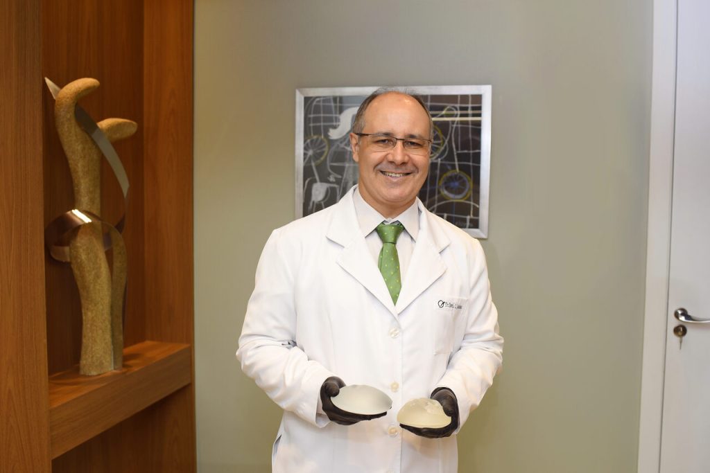 Você conhece a técnica de sutiã interno para implante de silicone?