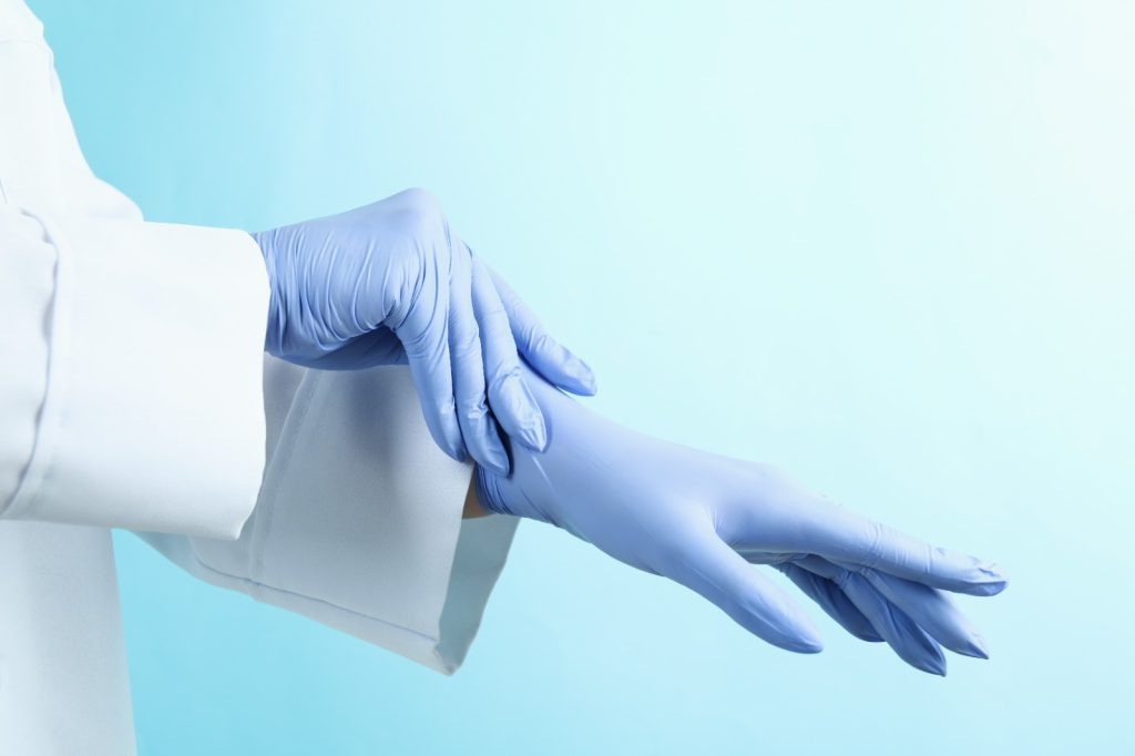 Dr. Reyner Abrantes Stival: Abordagens e considerações específicas nas cirurgias plásticas em transgêneros