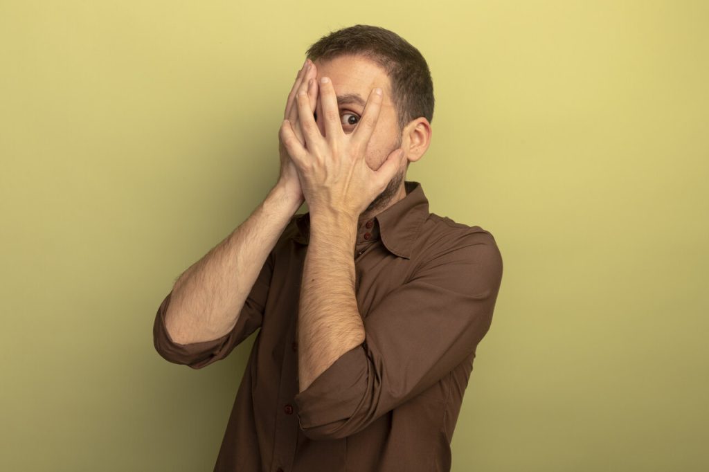 Qual a principal dificuldade dos pacientes com o tratamento psiquiátrico?
