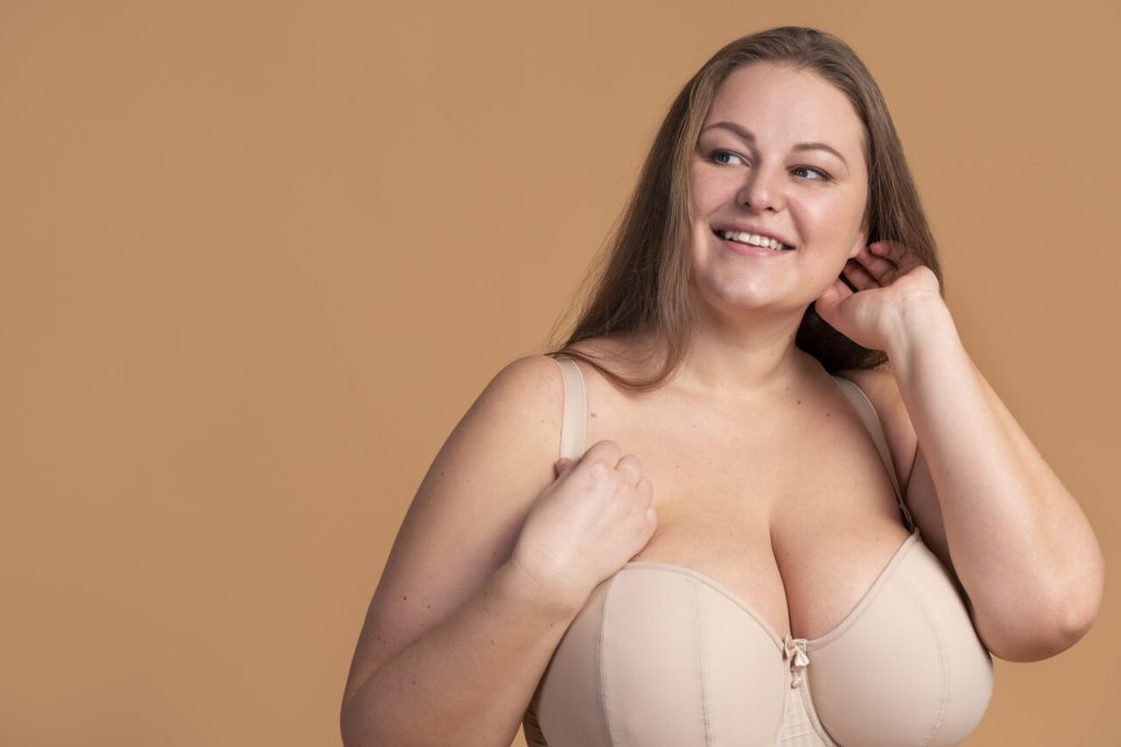 Dra Lorena Rosique Cirurgiã Plástica - Sua autoestima está prejudicada pelos seios grandes?