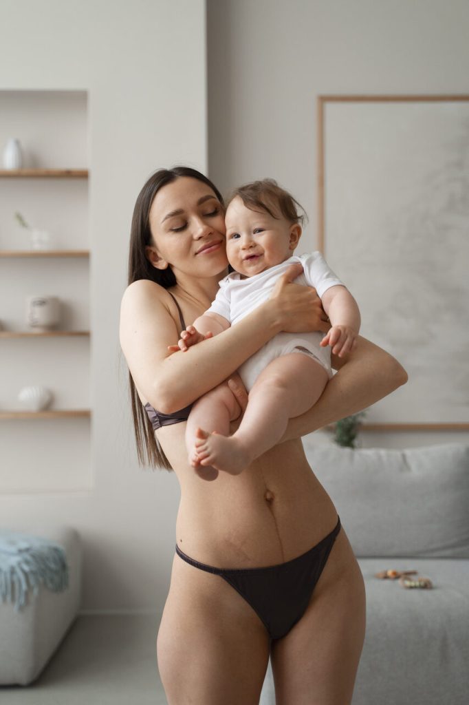 Quais cirurgias plásticas combinadas são as mais indicadas para quem já é mamãe?