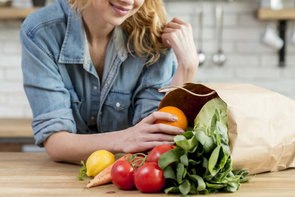 Cirurgião plástico especializado em Lipoaspiração: É necessário cuidar do corpo e alimentação após a lipoaspiração?