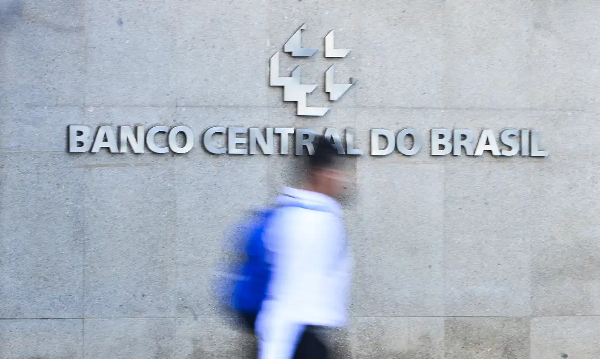 Copom aumenta Selic para 11,25% ao ano visando conter inflação e fortalecer economia - Marcello Casal Jr - Agência Brasil