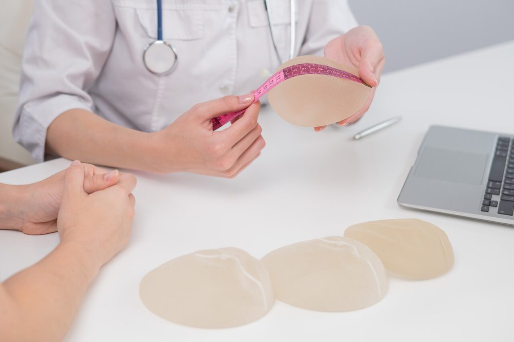 Qual o tamanho ideal da prótese de silicone e como escolher?