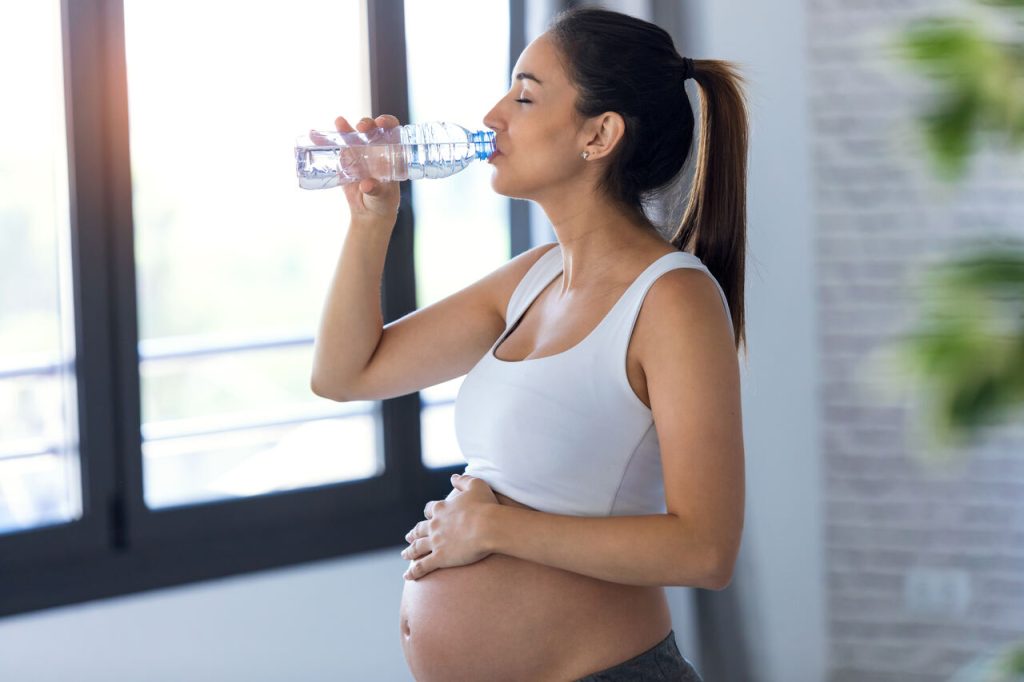 É normal sentir mais calor na gravidez