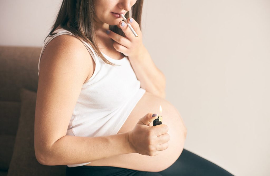 Alerta sobre o cigarro na gravidez