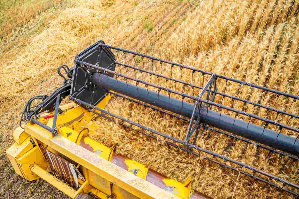 Governo lança programa para fortalecer mecanização agrícola e impulsionar produtividade no campo