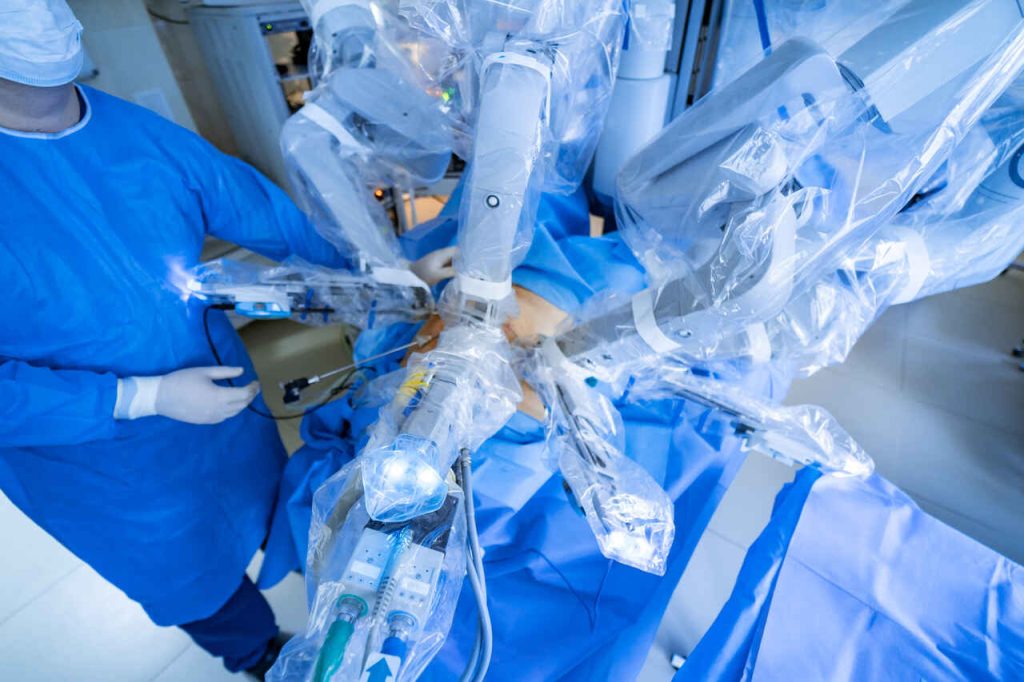 Como é o pós-operatório da cirurgia robótica Dr. Marco Túlio Cruvinel, urologista em Goiânia, responde
